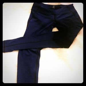Zella leggings navy blue. High waist,with back poc